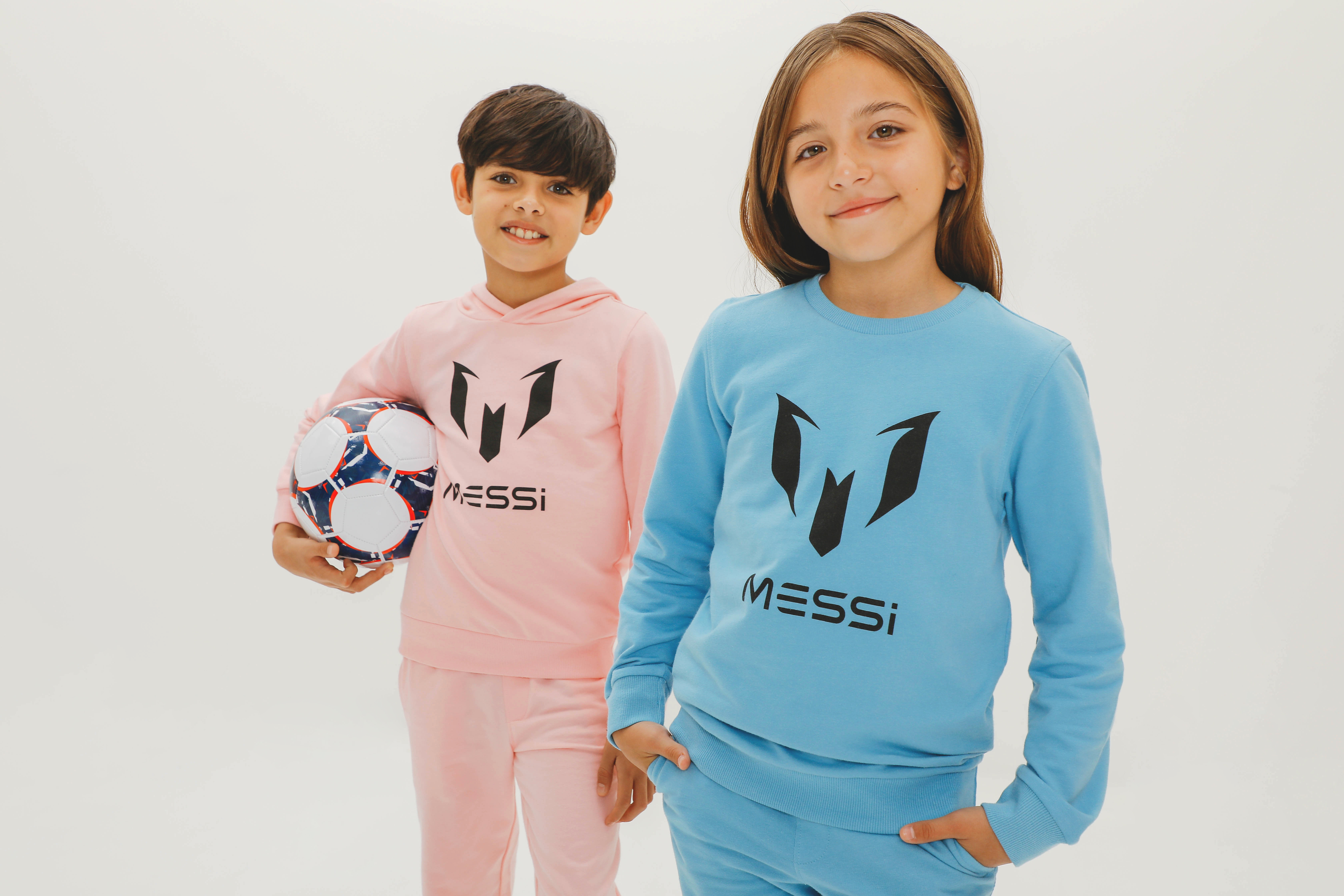 C A trae la l nea de moda infantil de Lionel Messi a sus tiendas